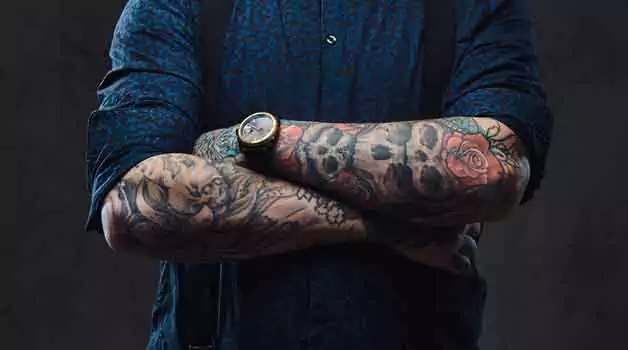 Can Real Estate Agents Have Tattoos - Actual Rules In 2023