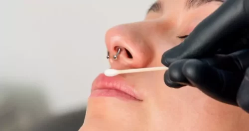 how-to-clean-septum-piercing-with-q-tip